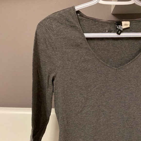 Mid-length long sleeve - Picture 2 of 4